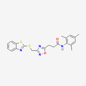 molecular formula C22H22N4O2S2 B11236128 3-{3-[(1,3-benzothiazol-2-ylsulfanyl)methyl]-1,2,4-oxadiazol-5-yl}-N-(2,4,6-trimethylphenyl)propanamide 