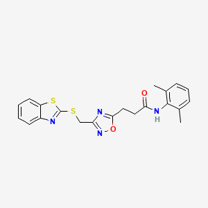 molecular formula C21H20N4O2S2 B11245414 3-{3-[(1,3-benzothiazol-2-ylsulfanyl)methyl]-1,2,4-oxadiazol-5-yl}-N-(2,6-dimethylphenyl)propanamide 