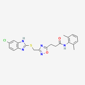 3-(3-{[(5-chloro-1H-benzimidazol-2-yl)sulfanyl]methyl}-1,2,4-oxadiazol-5-yl)-N-(2,6-dimethylphenyl)propanamide