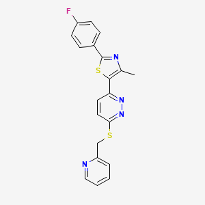 2-(4-Fluorophenyl)-4-methyl-5-(6-((pyridin-2-ylmethyl)thio)pyridazin-3-yl)thiazole