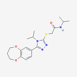 2-{[5-(3,4-dihydro-2H-1,5-benzodioxepin-7-yl)-4-(propan-2-yl)-4H-1,2,4-triazol-3-yl]sulfanyl}-N-(propan-2-yl)acetamide