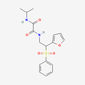 N'-[2-(benzenesulfonyl)-2-(furan-2-yl)ethyl]-N-(propan-2-yl)ethanediamide