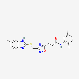 molecular formula C22H23N5O2S B11253926 N-(2,5-dimethylphenyl)-3-(3-{[(5-methyl-1H-benzimidazol-2-yl)sulfanyl]methyl}-1,2,4-oxadiazol-5-yl)propanamide 