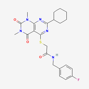 molecular formula C23H26FN5O3S B11254280 2-((2-cyclohexyl-6,8-dimethyl-5,7-dioxo-5,6,7,8-tetrahydropyrimido[4,5-d]pyrimidin-4-yl)thio)-N-(4-fluorobenzyl)acetamide 