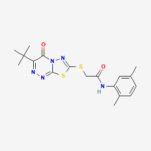 2-({3-Tert-butyl-4-oxo-4H-[1,3,4]thiadiazolo[2,3-C][1,2,4]triazin-7-YL}sulfanyl)-N-(2,5-dimethylphenyl)acetamide