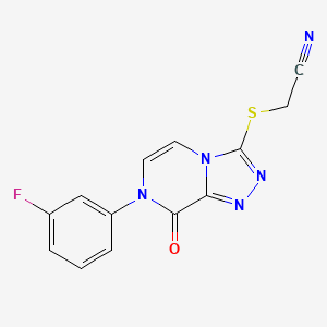 2-{[7-(3-fluorophenyl)-8-oxo-7H,8H-[1,2,4]triazolo[4,3-a]pyrazin-3-yl]sulfanyl}acetonitrile