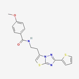 molecular formula C18H16N4O2S2 B11256298 4-methoxy-N-(2-(2-(thiophen-2-yl)thiazolo[3,2-b][1,2,4]triazol-6-yl)ethyl)benzamide 