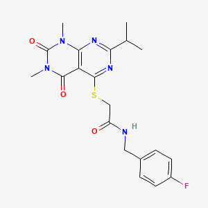 molecular formula C20H22FN5O3S B11256334 N-(4-fluorobenzyl)-2-((2-isopropyl-6,8-dimethyl-5,7-dioxo-5,6,7,8-tetrahydropyrimido[4,5-d]pyrimidin-4-yl)thio)acetamide 