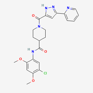 N-(5-Chloro-2,4-dimethoxyphenyl)-1-[5-(pyridin-2-YL)-1H-pyrazole-3-carbonyl]piperidine-4-carboxamide