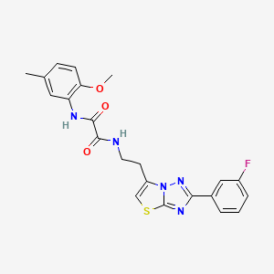 molecular formula C22H20FN5O3S B11263328 N1-(2-(2-(3-fluorophenyl)thiazolo[3,2-b][1,2,4]triazol-6-yl)ethyl)-N2-(2-methoxy-5-methylphenyl)oxalamide 