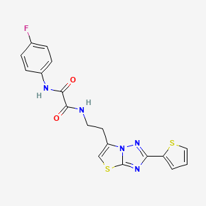 N1-(4-fluorophenyl)-N2-(2-(2-(thiophen-2-yl)thiazolo[3,2-b][1,2,4]triazol-6-yl)ethyl)oxalamide