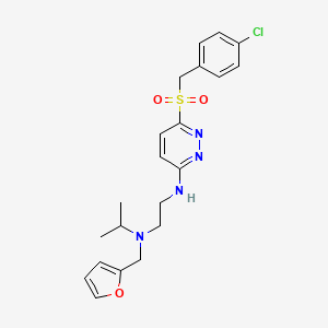 molecular formula C21H25ClN4O3S B11267363 N1-(6-((4-chlorobenzyl)sulfonyl)pyridazin-3-yl)-N2-(furan-2-ylmethyl)-N2-isopropylethane-1,2-diamine 