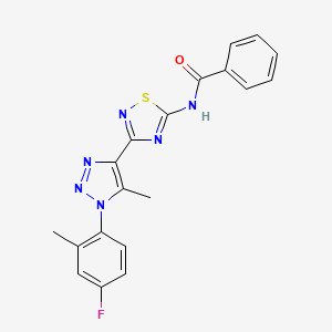 molecular formula C19H15FN6OS B11268557 N-{3-[1-(4-fluoro-2-methylphenyl)-5-methyl-1H-1,2,3-triazol-4-yl]-1,2,4-thiadiazol-5-yl}benzamide 