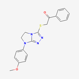 molecular formula C19H18N4O2S B11269230 2-((7-(4-methoxyphenyl)-6,7-dihydro-5H-imidazo[2,1-c][1,2,4]triazol-3-yl)thio)-1-phenylethanone 