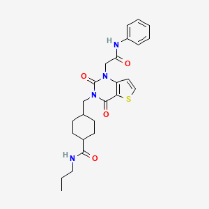 molecular formula C25H30N4O4S B11269904 4-((2,4-dioxo-1-(2-oxo-2-(phenylamino)ethyl)-1,2-dihydrothieno[3,2-d]pyrimidin-3(4H)-yl)methyl)-N-propylcyclohexanecarboxamide 