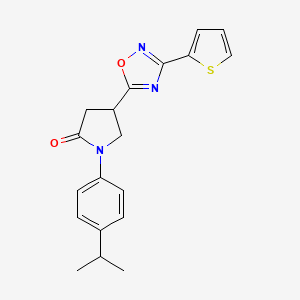 1-[4-(Propan-2-yl)phenyl]-4-[3-(thiophen-2-yl)-1,2,4-oxadiazol-5-yl]pyrrolidin-2-one