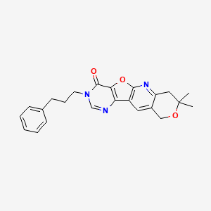 molecular formula C23H23N3O3 B11273828 5,5-dimethyl-14-(3-phenylpropyl)-6,17-dioxa-2,12,14-triazatetracyclo[8.7.0.03,8.011,16]heptadeca-1(10),2,8,11(16),12-pentaen-15-one 