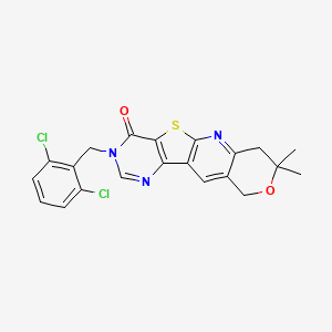 molecular formula C21H17Cl2N3O2S B11274044 14-[(2,6-dichlorophenyl)methyl]-5,5-dimethyl-6-oxa-17-thia-2,12,14-triazatetracyclo[8.7.0.03,8.011,16]heptadeca-1,3(8),9,11(16),12-pentaen-15-one 