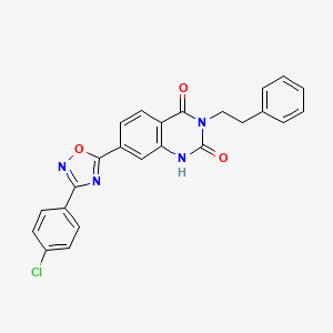 molecular formula C24H17ClN4O3 B11275933 7-(3-(4-chlorophenyl)-1,2,4-oxadiazol-5-yl)-3-phenethylquinazoline-2,4(1H,3H)-dione 