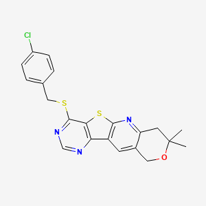 molecular formula C21H18ClN3OS2 B11279711 15-[(4-chlorophenyl)methylsulfanyl]-5,5-dimethyl-6-oxa-17-thia-2,12,14-triazatetracyclo[8.7.0.03,8.011,16]heptadeca-1,3(8),9,11,13,15-hexaene 