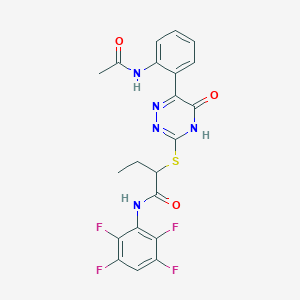 2-{[6-(2-Acetamidophenyl)-5-oxo-4,5-dihydro-1,2,4-triazin-3-YL]sulfanyl}-N-(2,3,5,6-tetrafluorophenyl)butanamide