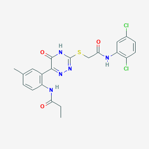 molecular formula C21H19Cl2N5O3S B11281055 N-{2-[3-({[(2,5-Dichlorophenyl)carbamoyl]methyl}sulfanyl)-5-oxo-4,5-dihydro-1,2,4-triazin-6-YL]-4-methylphenyl}propanamide 