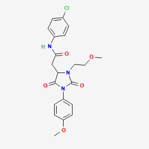 N-(4-chlorophenyl)-2-[3-(2-methoxyethyl)-1-(4-methoxyphenyl)-2,5-dioxoimidazolidin-4-yl]acetamide