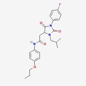 2-[1-(4-fluorophenyl)-3-(2-methylpropyl)-2,5-dioxoimidazolidin-4-yl]-N-(4-propoxyphenyl)acetamide