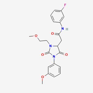 N-(3-fluorophenyl)-2-[3-(2-methoxyethyl)-1-(3-methoxyphenyl)-2,5-dioxoimidazolidin-4-yl]acetamide