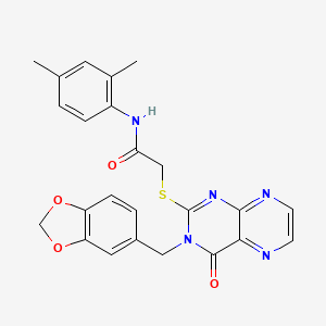 2-({3-[(2H-1,3-benzodioxol-5-yl)methyl]-4-oxo-3,4-dihydropteridin-2-yl}sulfanyl)-N-(2,4-dimethylphenyl)acetamide