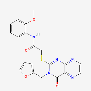 2-({3-[(furan-2-yl)methyl]-4-oxo-3,4-dihydropteridin-2-yl}sulfanyl)-N-(2-methoxyphenyl)acetamide