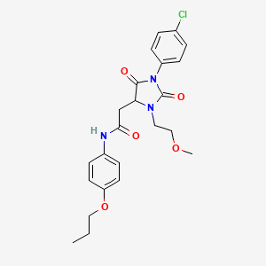 2-[1-(4-chlorophenyl)-3-(2-methoxyethyl)-2,5-dioxoimidazolidin-4-yl]-N-(4-propoxyphenyl)acetamide