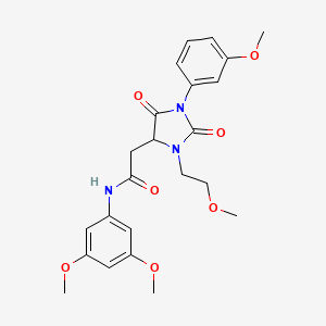 N-(3,5-dimethoxyphenyl)-2-[3-(2-methoxyethyl)-1-(3-methoxyphenyl)-2,5-dioxoimidazolidin-4-yl]acetamide