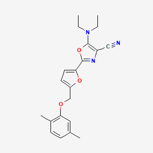 5-(Diethylamino)-2-{5-[(2,5-dimethylphenoxy)methyl]furan-2-yl}-1,3-oxazole-4-carbonitrile