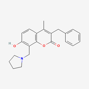 molecular formula C22H23NO3 B11294873 3-benzyl-7-hydroxy-4-methyl-8-(pyrrolidin-1-ylmethyl)-2H-chromen-2-one 