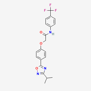 2-{4-[3-(propan-2-yl)-1,2,4-oxadiazol-5-yl]phenoxy}-N-[4-(trifluoromethyl)phenyl]acetamide