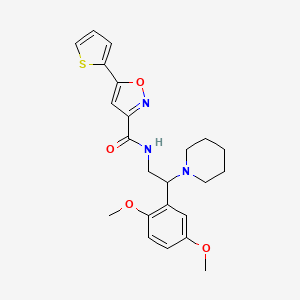 N-[2-(2,5-dimethoxyphenyl)-2-(piperidin-1-yl)ethyl]-5-(thiophen-2-yl)-1,2-oxazole-3-carboxamide