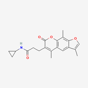 molecular formula C20H21NO4 B11302570 N-cyclopropyl-3-(3,5,9-trimethyl-7-oxo-7H-furo[3,2-g]chromen-6-yl)propanamide 