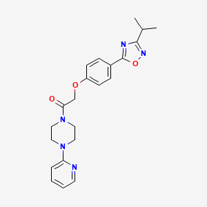 molecular formula C22H25N5O3 B11308672 2-{4-[3-(Propan-2-yl)-1,2,4-oxadiazol-5-yl]phenoxy}-1-[4-(pyridin-2-yl)piperazin-1-yl]ethanone 