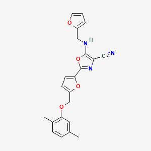 molecular formula C22H19N3O4 B11309578 2-{5-[(2,5-Dimethylphenoxy)methyl]furan-2-yl}-5-[(furan-2-ylmethyl)amino]-1,3-oxazole-4-carbonitrile 