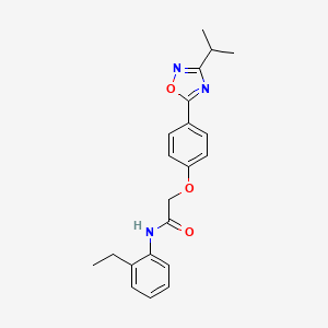 N-(2-ethylphenyl)-2-{4-[3-(propan-2-yl)-1,2,4-oxadiazol-5-yl]phenoxy}acetamide