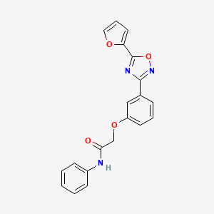 molecular formula C20H15N3O4 B11315879 2-{3-[5-(furan-2-yl)-1,2,4-oxadiazol-3-yl]phenoxy}-N-phenylacetamide 