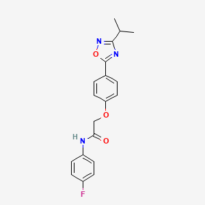 N-(4-fluorophenyl)-2-{4-[3-(propan-2-yl)-1,2,4-oxadiazol-5-yl]phenoxy}acetamide