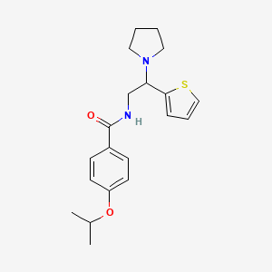 4-(propan-2-yloxy)-N-[2-(pyrrolidin-1-yl)-2-(thiophen-2-yl)ethyl]benzamide