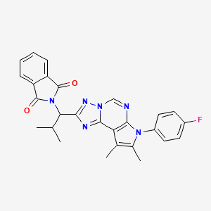 molecular formula C27H23FN6O2 B11327241 2-{1-[7-(4-fluorophenyl)-8,9-dimethyl-7H-pyrrolo[3,2-e][1,2,4]triazolo[1,5-c]pyrimidin-2-yl]-2-methylpropyl}-1H-isoindole-1,3(2H)-dione 