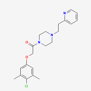 2-(4-Chloro-3,5-dimethylphenoxy)-1-{4-[2-(pyridin-2-yl)ethyl]piperazin-1-yl}ethanone