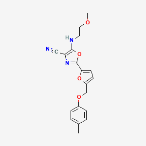 5-[(2-Methoxyethyl)amino]-2-{5-[(4-methylphenoxy)methyl]furan-2-yl}-1,3-oxazole-4-carbonitrile