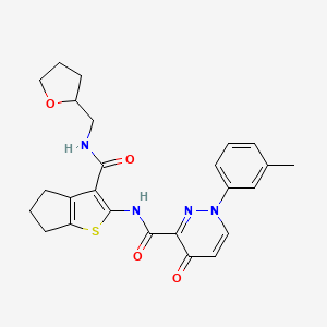 1-(3-methylphenyl)-4-oxo-N-{3-[(tetrahydrofuran-2-ylmethyl)carbamoyl]-5,6-dihydro-4H-cyclopenta[b]thiophen-2-yl}-1,4-dihydropyridazine-3-carboxamide