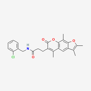 molecular formula C25H24ClNO4 B11382990 N-(2-chlorobenzyl)-3-(2,3,5,9-tetramethyl-7-oxo-7H-furo[3,2-g]chromen-6-yl)propanamide 