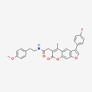 2-[3-(4-fluorophenyl)-5-methyl-7-oxo-7H-furo[3,2-g]chromen-6-yl]-N-[2-(4-methoxyphenyl)ethyl]acetamide